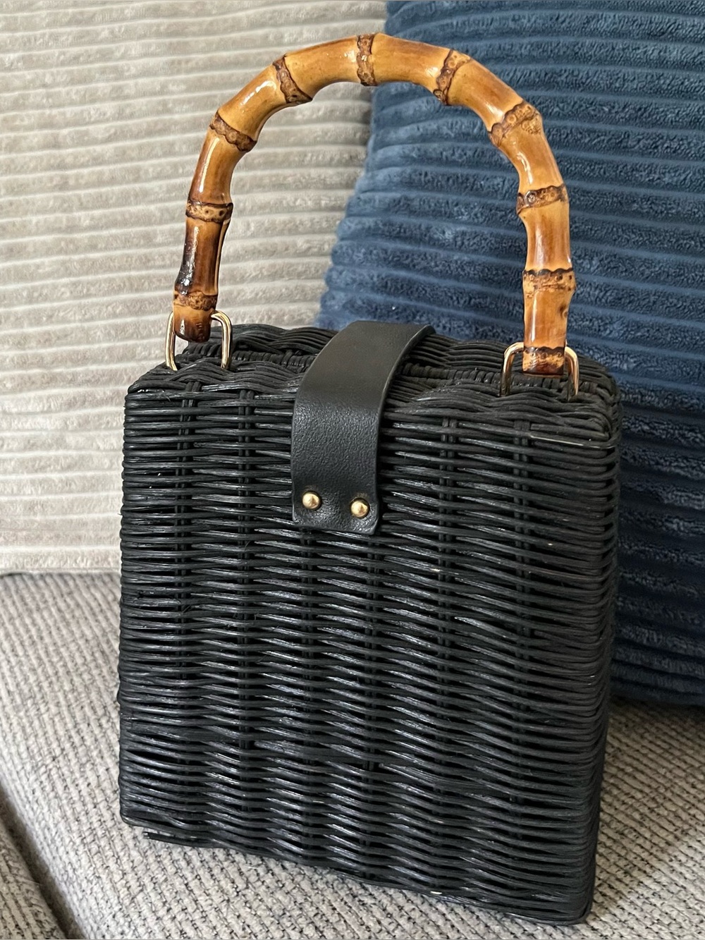 Zara black wicker bag with bamboo handle - Picture 3 of 8